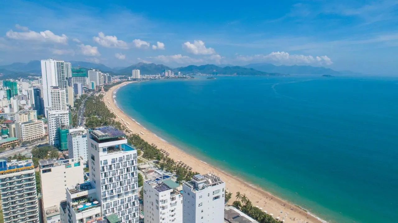 Centersea Hotel 나트랑